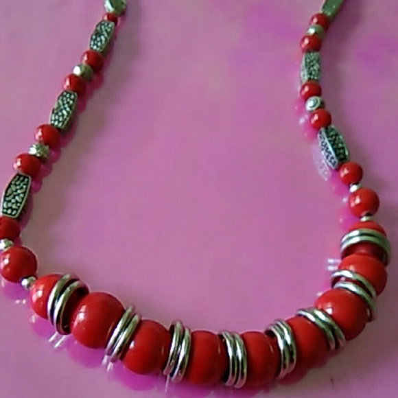 Silver red beads jewelry necklace vintage sale - Picture 4 of 4